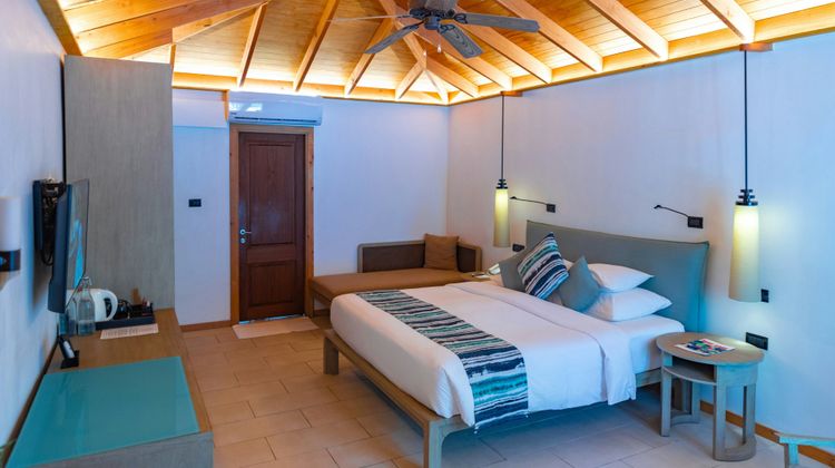 Vilamendhoo Island Resort Lobby