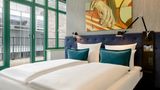 Motel One Mannheim Room