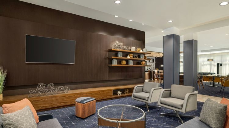 Courtyard Columbia Cayce Lobby