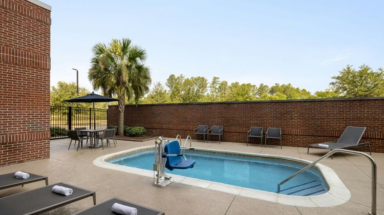 Courtyard Columbia Cayce Pool