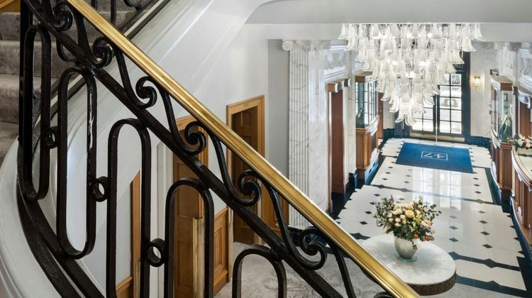 Grand Residences by Marriott - Mayfair Lobby