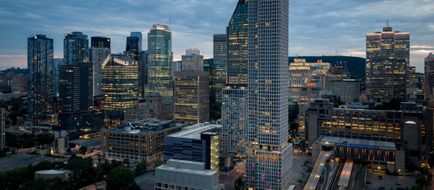 Moxy Montreal Downtown Exterior