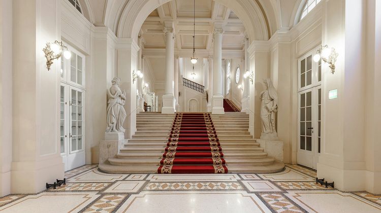 Palais Coburg Hotel Residenz Lobby