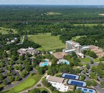 Lansdowne Resort and Spa Exterior