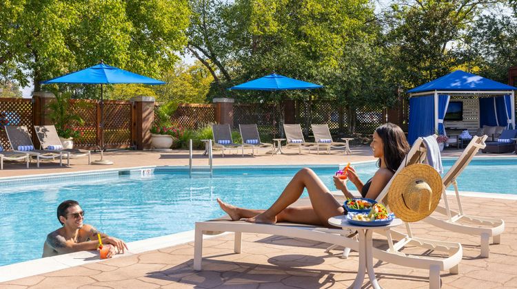 Lansdowne Resort and Spa Pool