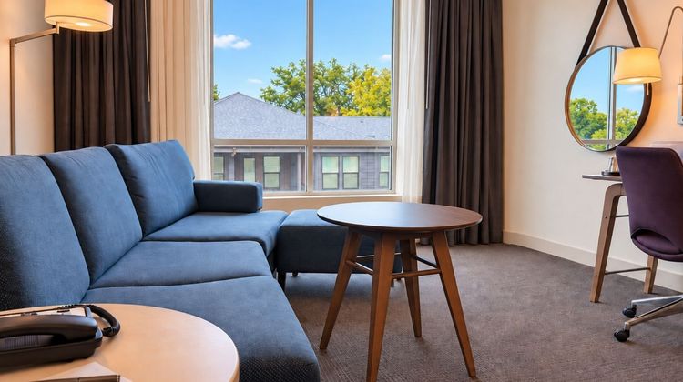 Crowne Plaza North Augusta Suite