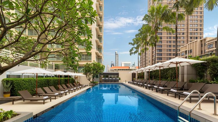 Courtyard by Marriott Bangkok Pool