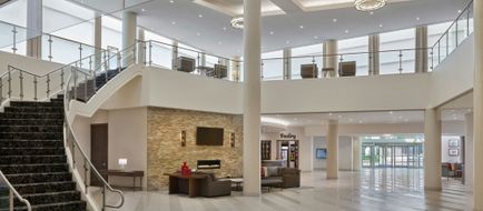 Four Points by Sheraton London Lobby