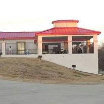 Giles Hotel Inn & Suites