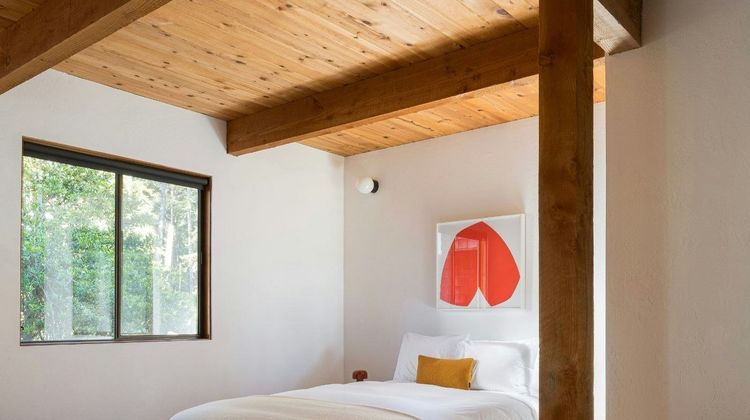 Sea Ranch Lodge Suite