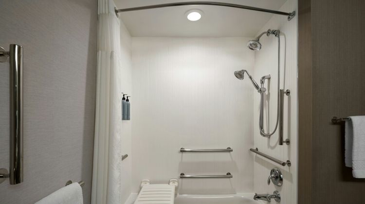 Courtyard Omaha Bellevue at Beardmore Room