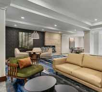 Fairfield Inn & Suites by Marriott Lobby