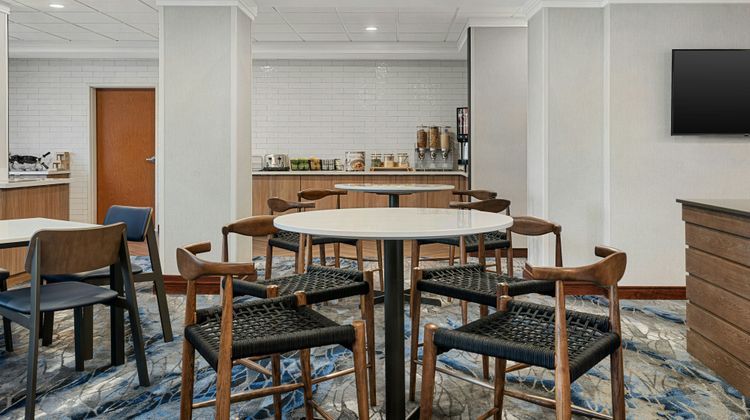 Fairfield Inn & Suites by Marriott Restaurant
