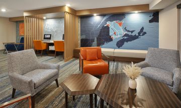 Holiday Inn Express & Suites Fredericton