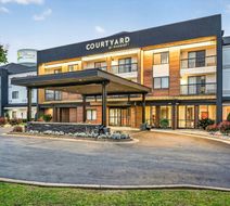 Courtyard Albany Exterior
