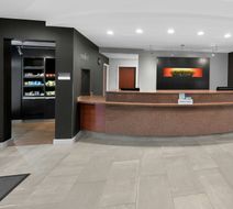 Courtyard Albany Lobby