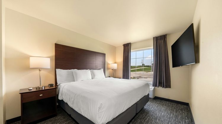 Cobblestone Inn & Suites Avoca Suite