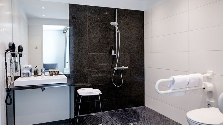 Motel One Frankfurt-Messe Other