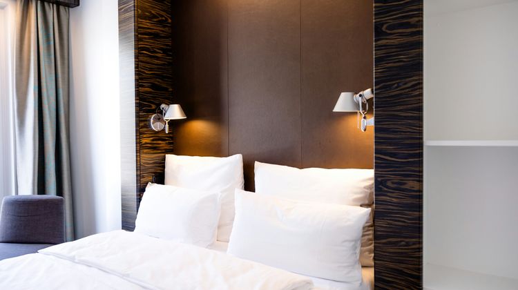 Motel One Frankfurt-Messe Room