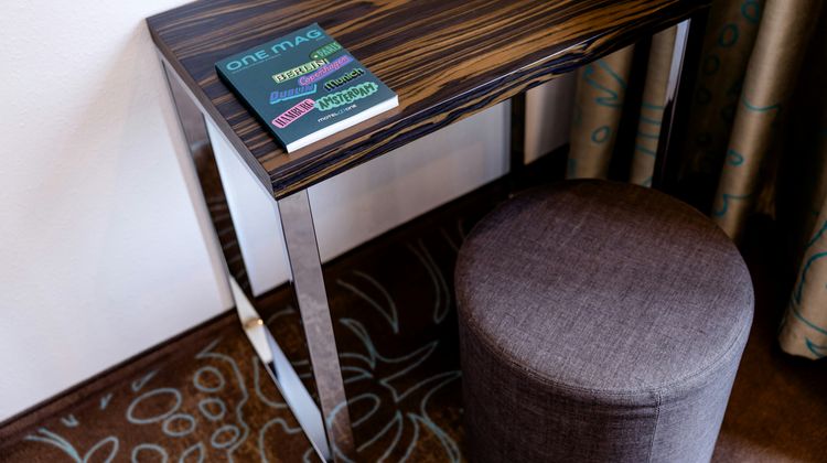 Motel One Frankfurt-Messe Room