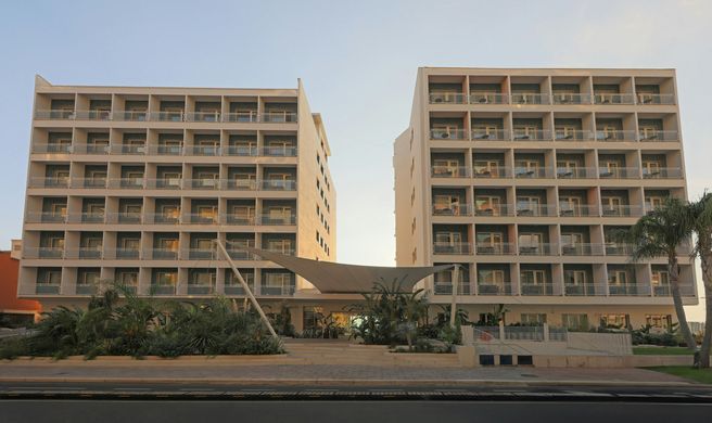 Hotel Delfino Taranto Exterior