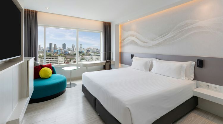 Centara Watergate Pavillion Hotel Room