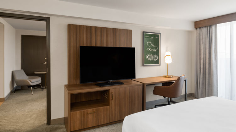 Holiday Inn Vanderbilt Downtown Suite