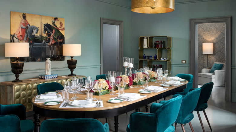 <b>Rocco Forte House Roma Suite</b>. Images powered by <a href="https://www.leonardoworldwide.com/" title="Leonardo Worldwide" target="_blank">Leonardo</a>.