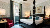 <b>Rocco Forte House Roma Suite</b>. Images powered by <a href="https://www.leonardoworldwide.com/" title="Leonardo Worldwide" target="_blank">Leonardo</a>.