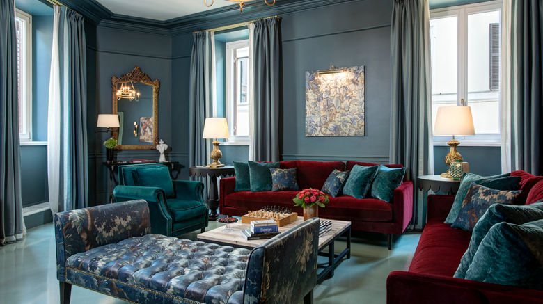 <b>Rocco Forte House Roma Suite</b>. Images powered by <a href="https://www.leonardoworldwide.com/" title="Leonardo Worldwide" target="_blank">Leonardo</a>.