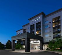 Courtyard by Marriott Toronto Markham Exterior