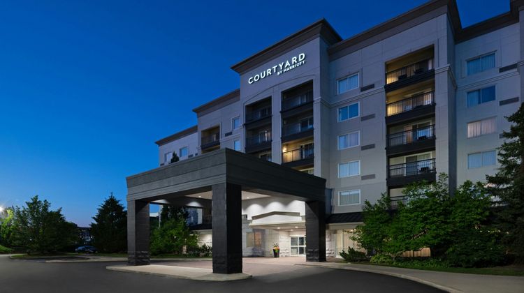 Courtyard by Marriott Toronto Markham Exterior