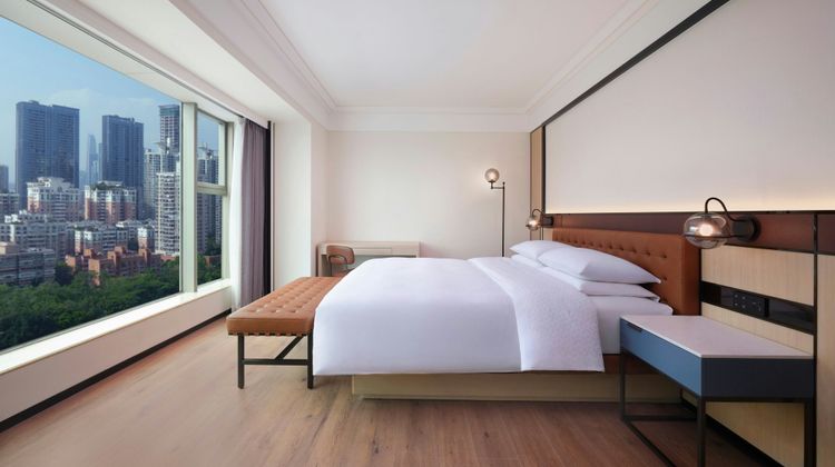 Four Points by Sheraton Shenzhen Suite
