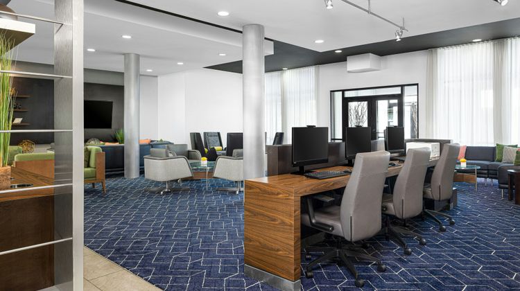 Courtyard Marriott Jacksonville Lobby