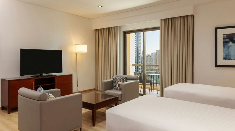 Sheraton Tha Walk Dubai Suite
