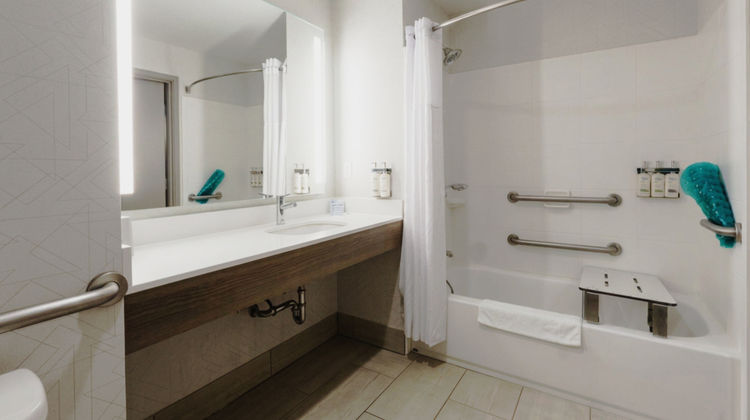 Holiday Inn Express Room