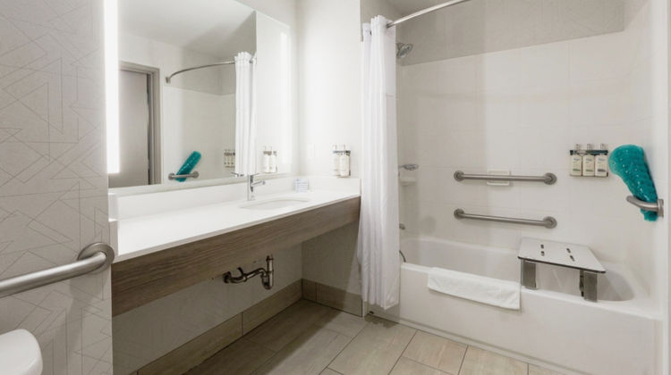 Holiday Inn Express Room