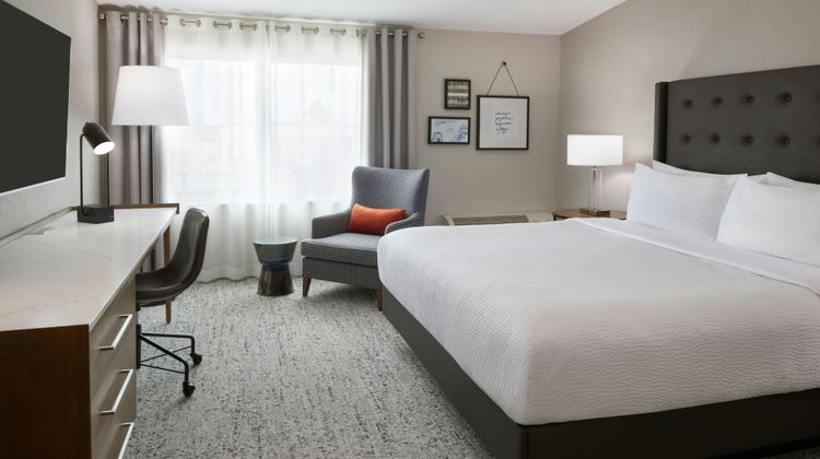 Four Points by Sheraton London Room
