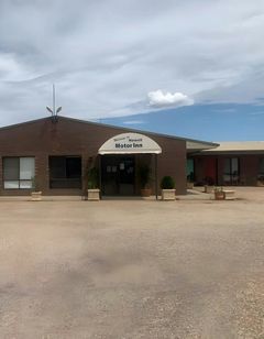 Newell Motor Inn