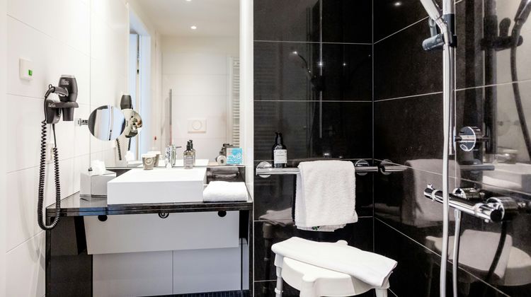 Motel One Frankfurt Airport Other