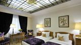 Hotel de la Cigogne Room