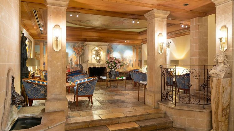 Hotel de la Cigogne Lobby