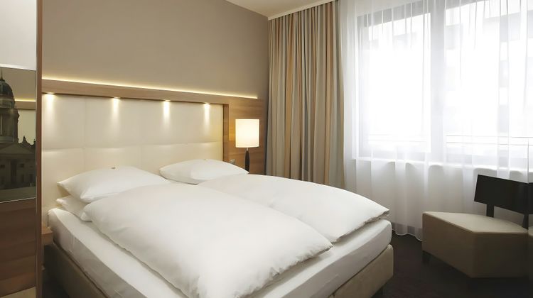 H4 Hotel Berlin Alexanderplatz Room