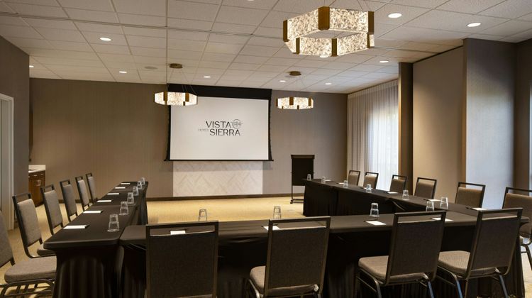 Hotel Vista Sierra Meeting