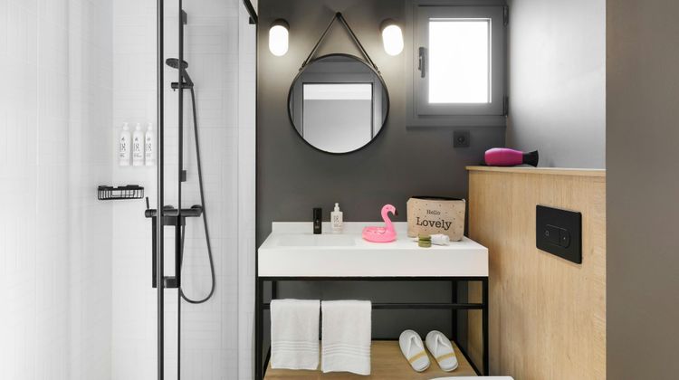 Moxy Barcelona Room