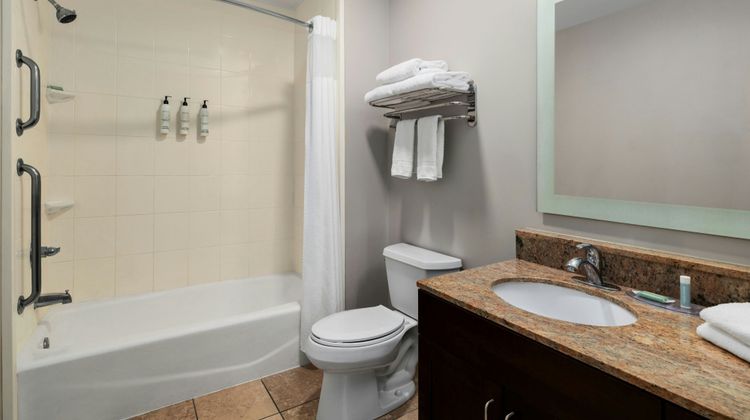 TownePlace Suites Butler Blvd Room