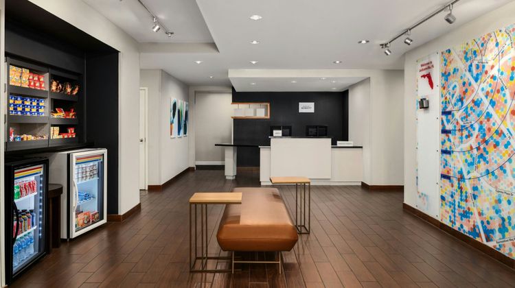 TownePlace Suites Butler Blvd Lobby