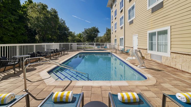 TownePlace Suites Butler Blvd Pool