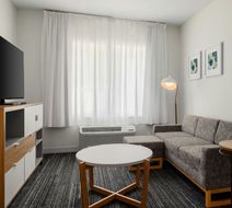 TownePlace Suites Butler Blvd Room