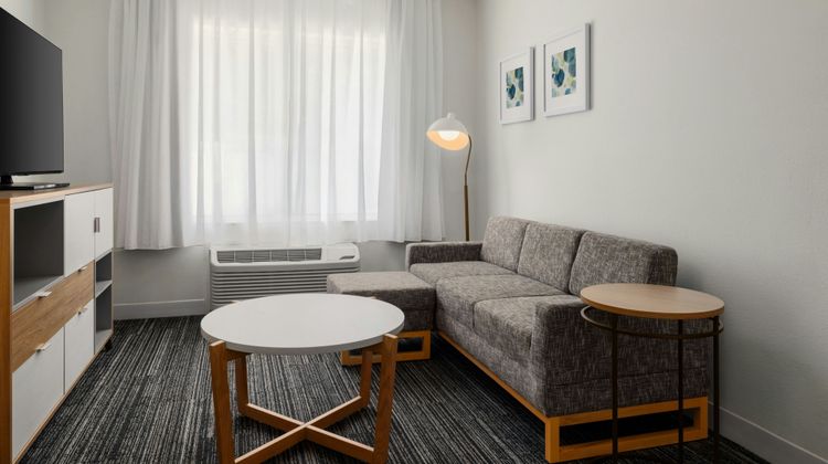 TownePlace Suites Butler Blvd Room